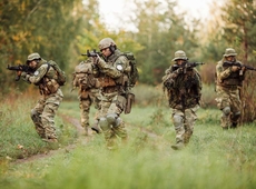 Des investissements et de nouveaux recrutements pour la Défense