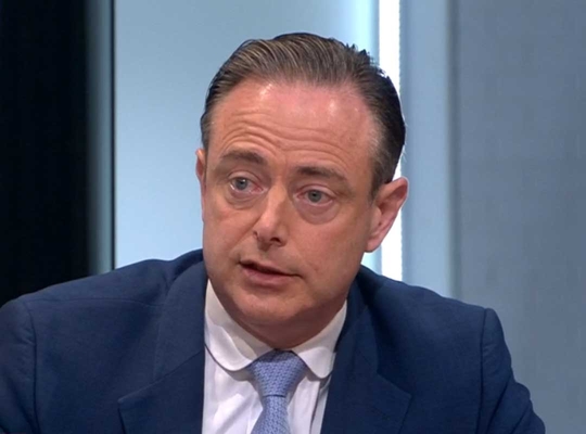 (c) De Zevende Dag Bart De Wever