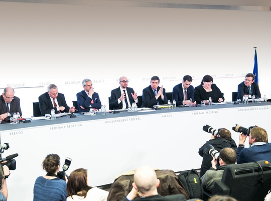 Le gouvernement rompt positivement avec le passé, y compris pour le contrôle budgétaire Le gouvernement rompt positivement avec le passé, y compris pour le contrôle budgétaire