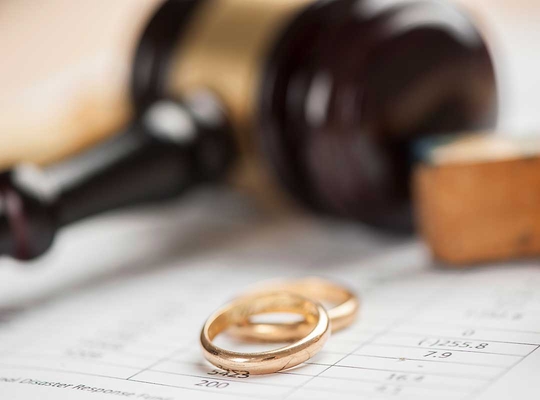 (c) GettyImages huwelijk justitie