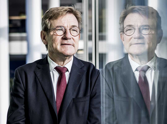 (c) Emy Elleboog Johan Van Overtveldt