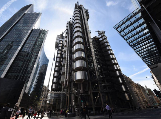 (c) Lloyd’s of London Le premier marché de l’assurance au monde arrive à Bruxelles