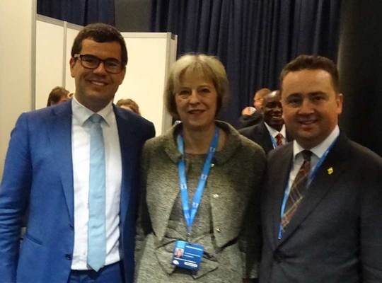 La N-VA resserre les liens avec les Conservateurs britanniques La N-VA resserre les liens avec les Conservateurs britanniques