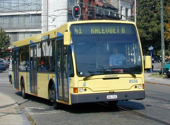 STIB : la majorité bruxelloise freine la mise en service de bus écologiques