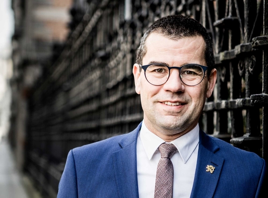 (c) Emy Elleboog Sander Loones