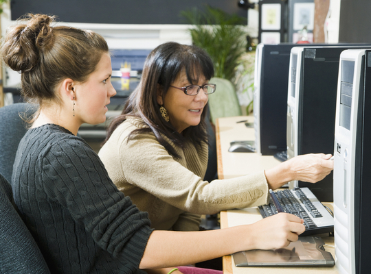 (c) Thinkstock Les starter jobs aident les jeunes en quête d’un emploi et de revenus stables